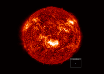 Immagine del Sole ottenuta con il Solar Dynamics Observatory della NASA il 7 maggio 2024, in luce ultravioletta estrema. Al centro, la regione attiva che ha istigato la tempesta di Gannon. Credits: NASA/Helioviewer