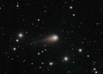 La cometa interstellare 3I/ATLAS vista con il Gemini Multi-Object Spectrograph (GMOS) del telescopio Gemini South in Cile. Credits: International Gemini Observatory/NOIRLab/NSF/AURA/Shadow the Scientist